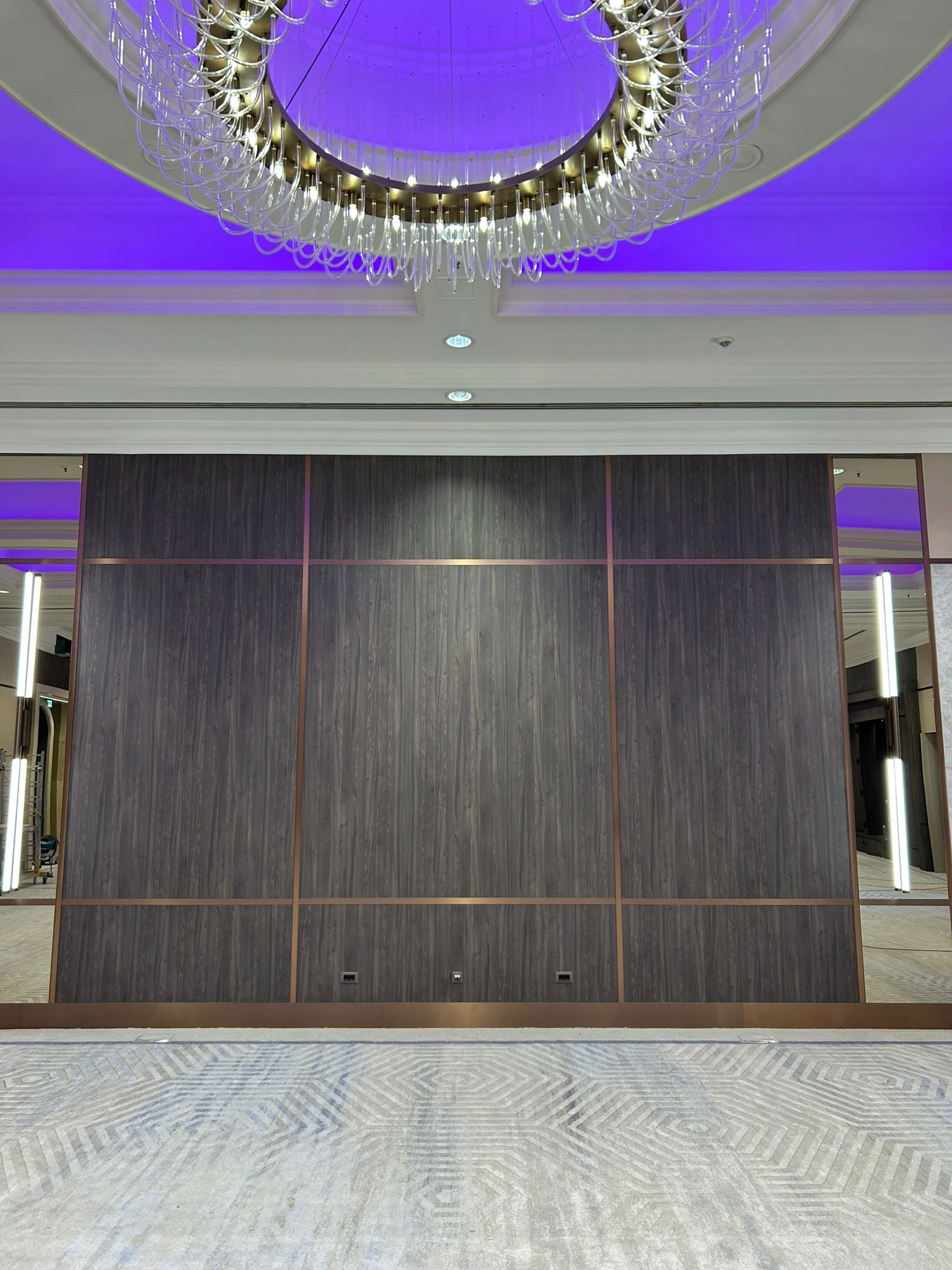Nameštaj po meri – zidne obloge i pregradna vrata u Hyatt Regency Belgradeu, prikaz 59