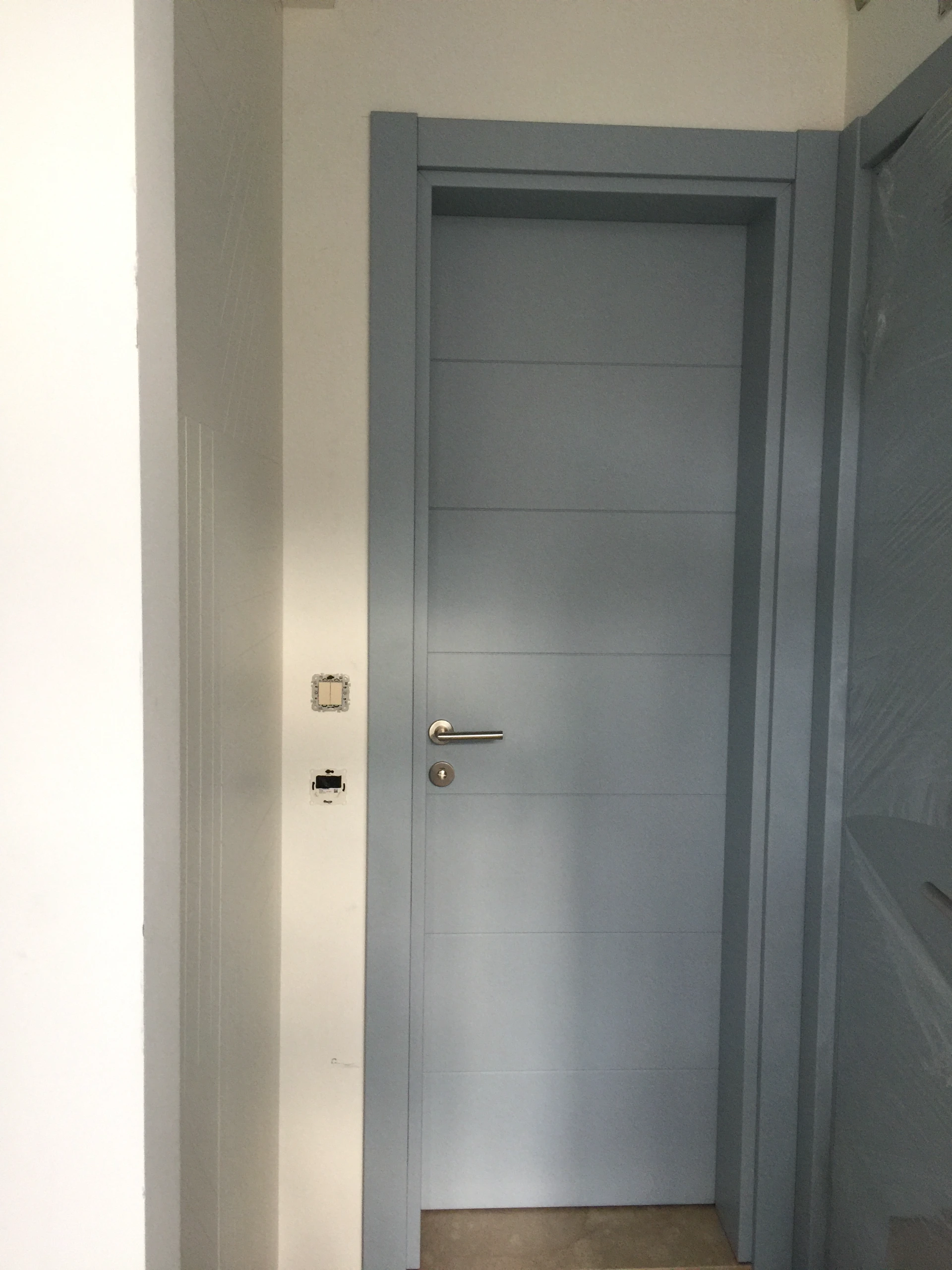 Namestaj po meri za mali hotel u Budvi - soba i ugradni elementi 16