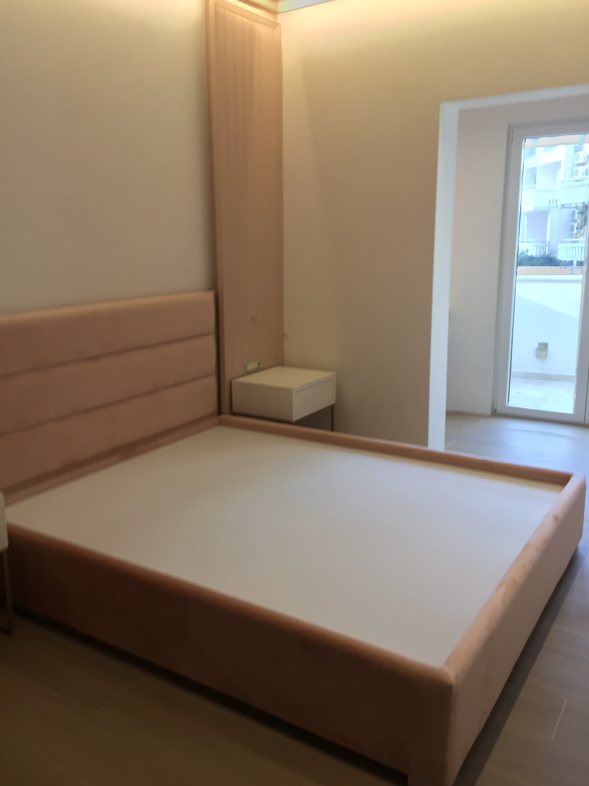 Namestaj po meri za mali hotel u Budvi - soba i ugradni elementi 39