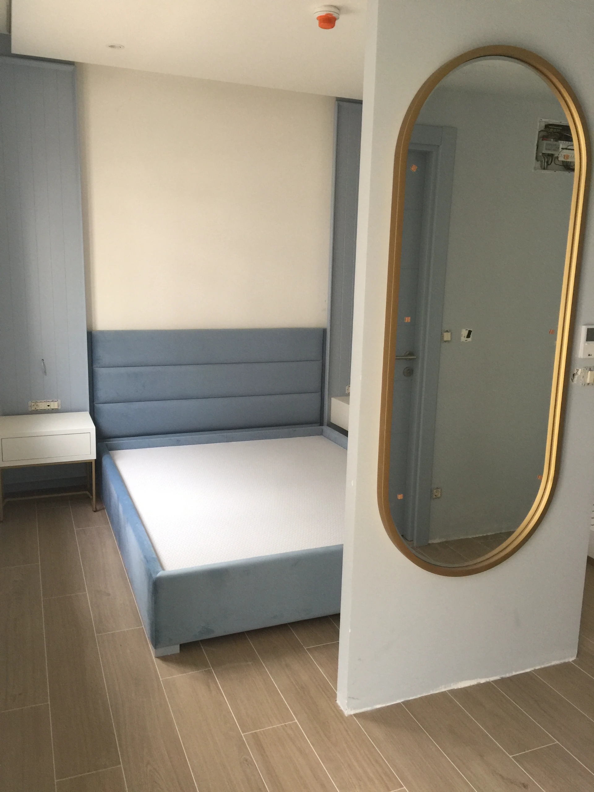 Namestaj po meri za mali hotel u Budvi - soba i ugradni elementi 53