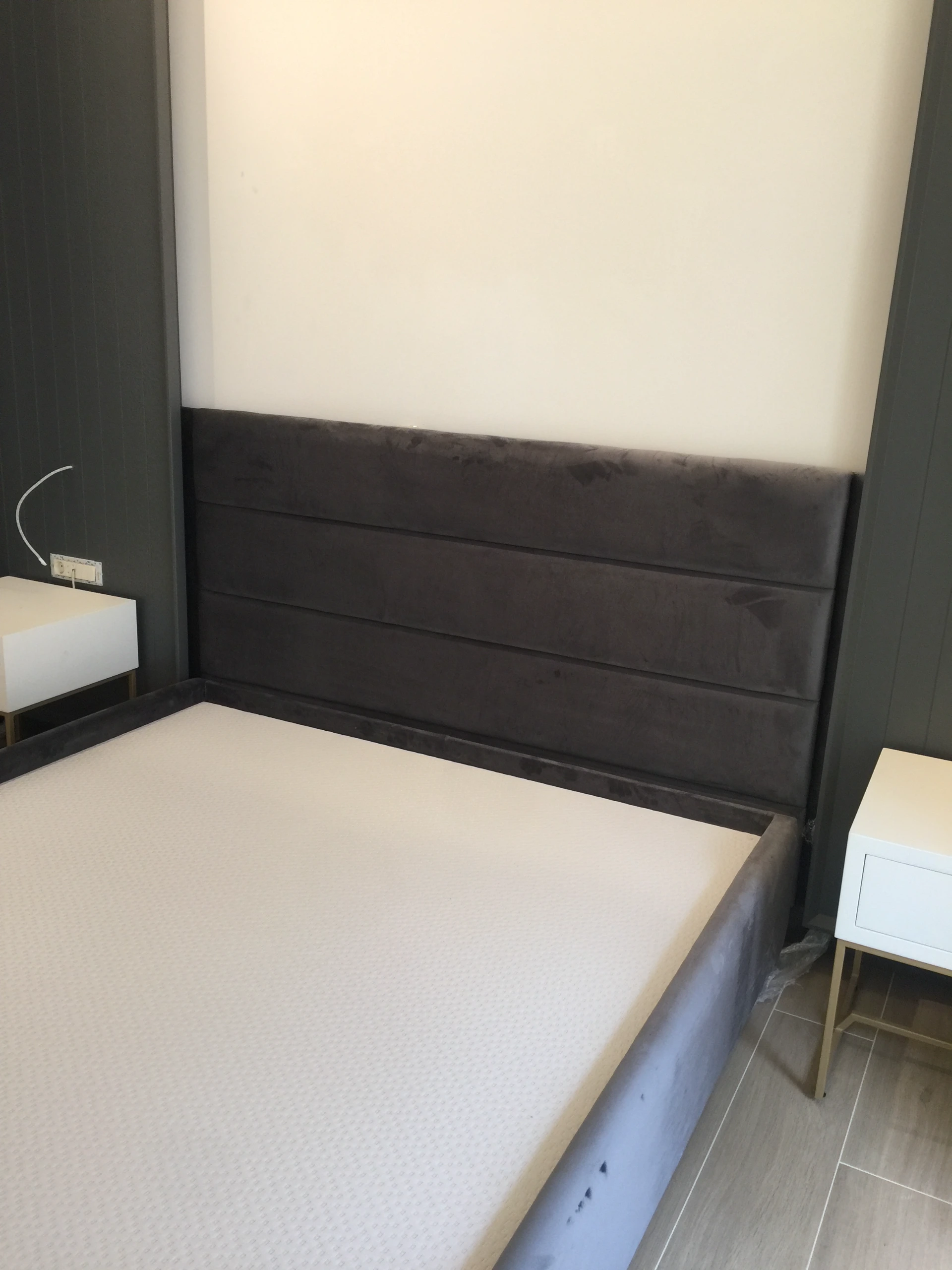 Namestaj po meri za mali hotel u Budvi - soba i ugradni elementi 69