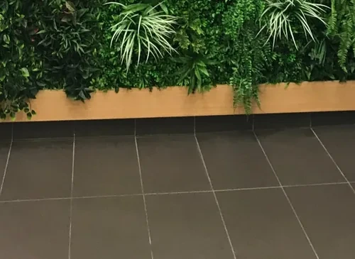 Keramičke podne pločice antracit mat za javni enterijer po meri